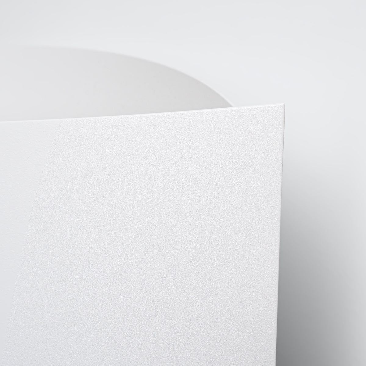 Applique Murale Fluide Ruban Acier Blanc