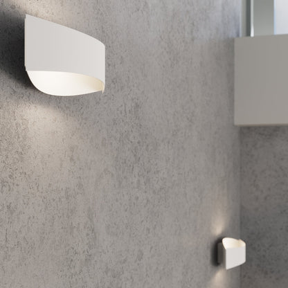 Applique Murale Fluide Ruban Acier Blanc