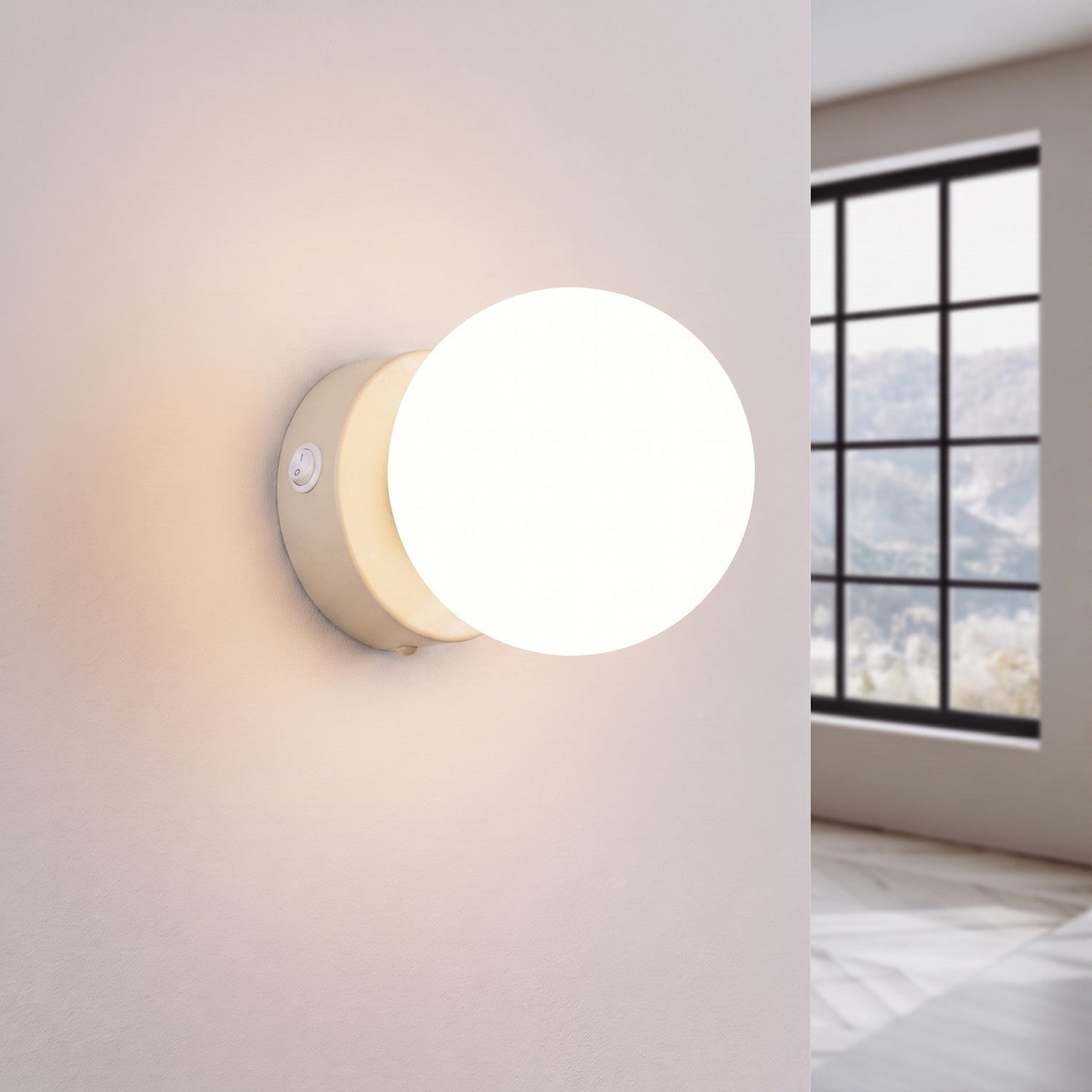 Applique Globe Solis en Verre Opalin Beige