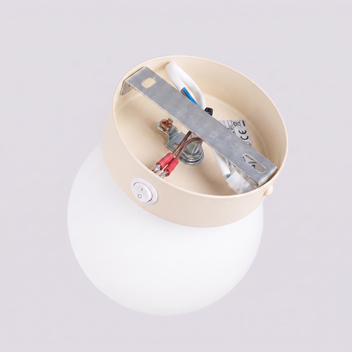 Applique Globe Solis en Verre Opalin Beige
