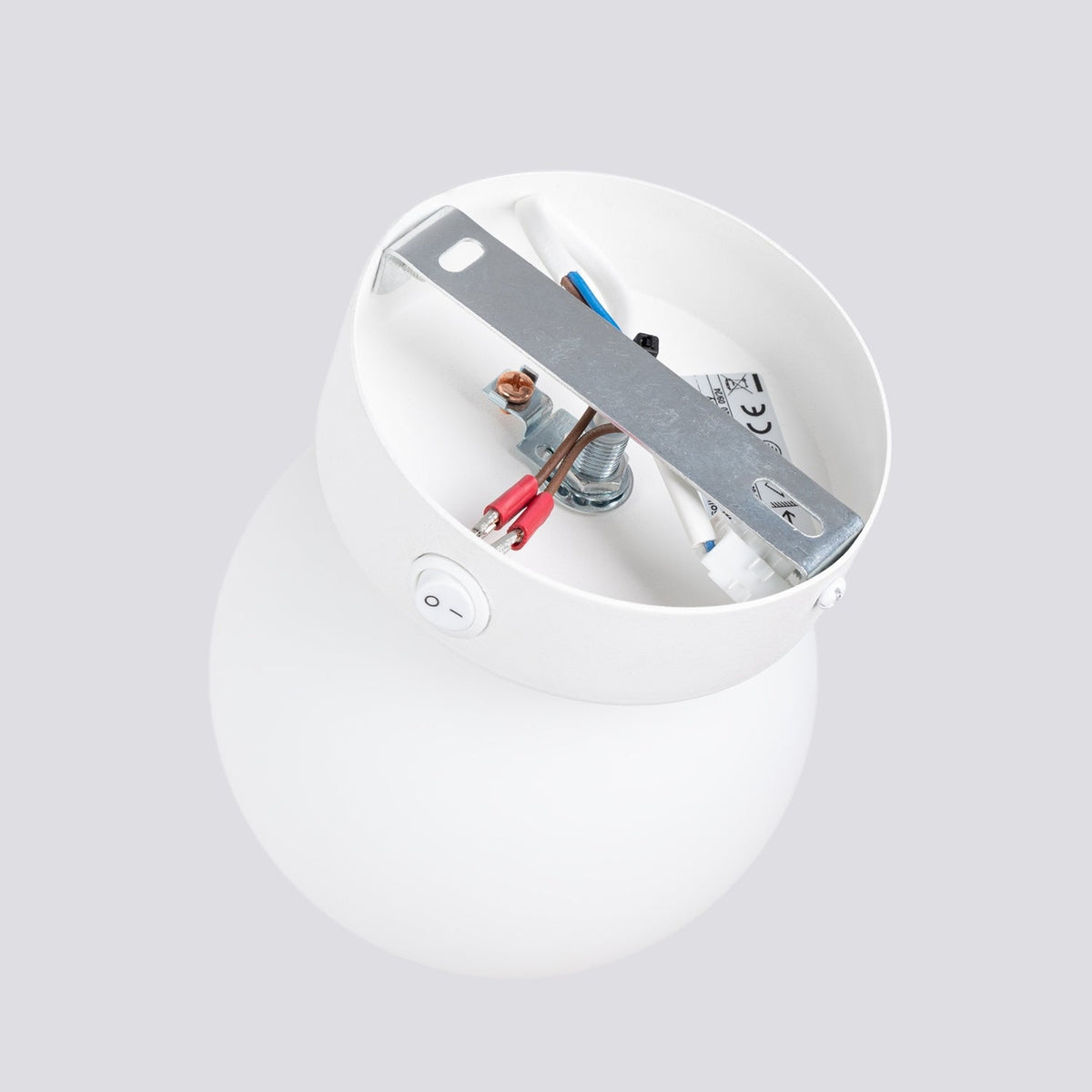 Applique Globe Solis en Verre Opalin Blanc