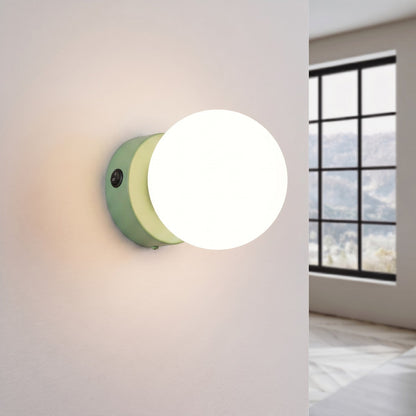 Applique Globe Solis en Verre Opalin Vert Sauge