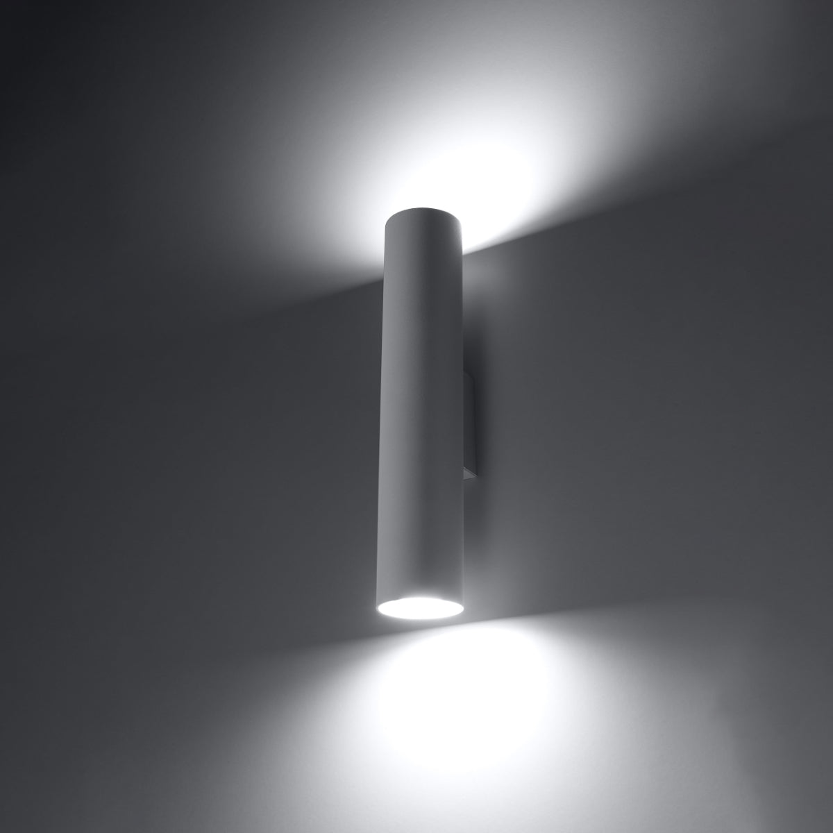 Applique Murale Long Cylindre Blanche en Acier