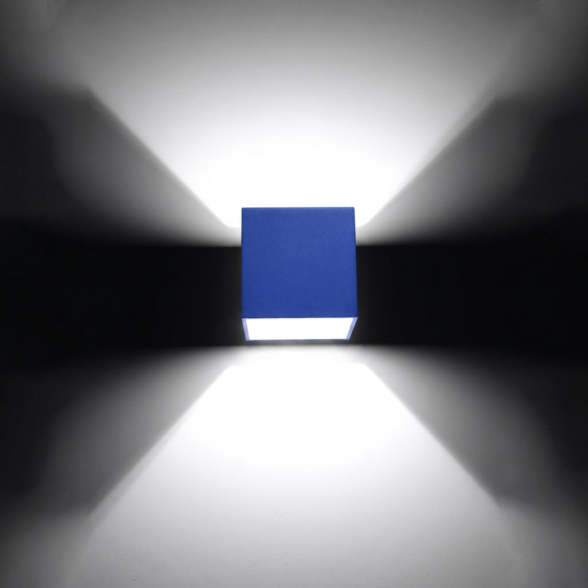 Applique Murale Cube LED Bleu Outremer