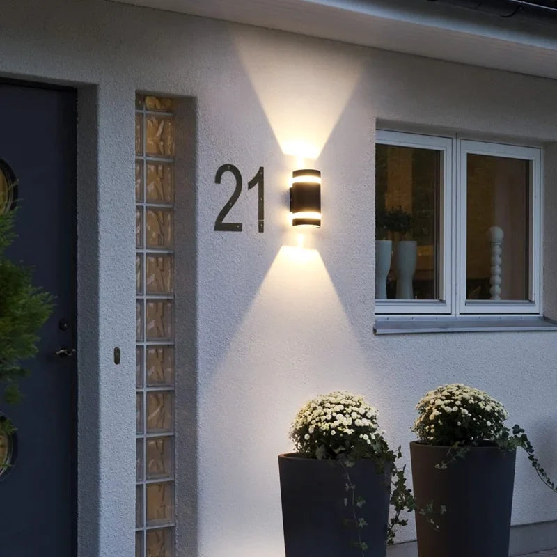 Applique Murale Extérieure Cylindrique Noire LED Bidirectionnelle IP65