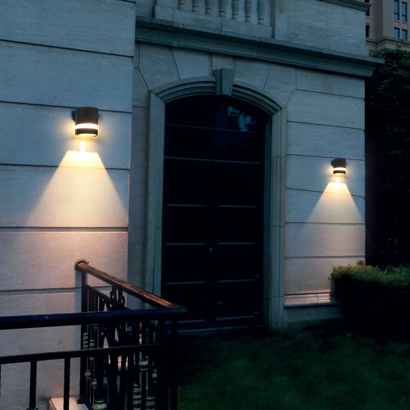 Applique Murale Extérieure Cylindrique Noire LED Bidirectionnelle IP65