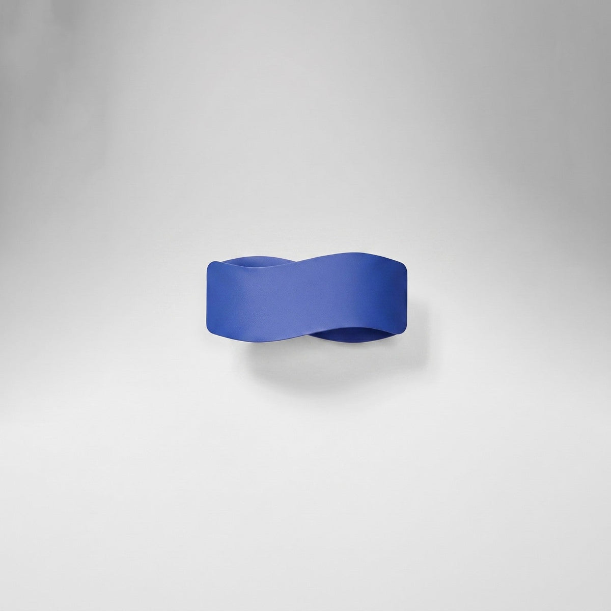 Applique Murale Flux Lumineux 30 Vague Acier Bleu Outremer