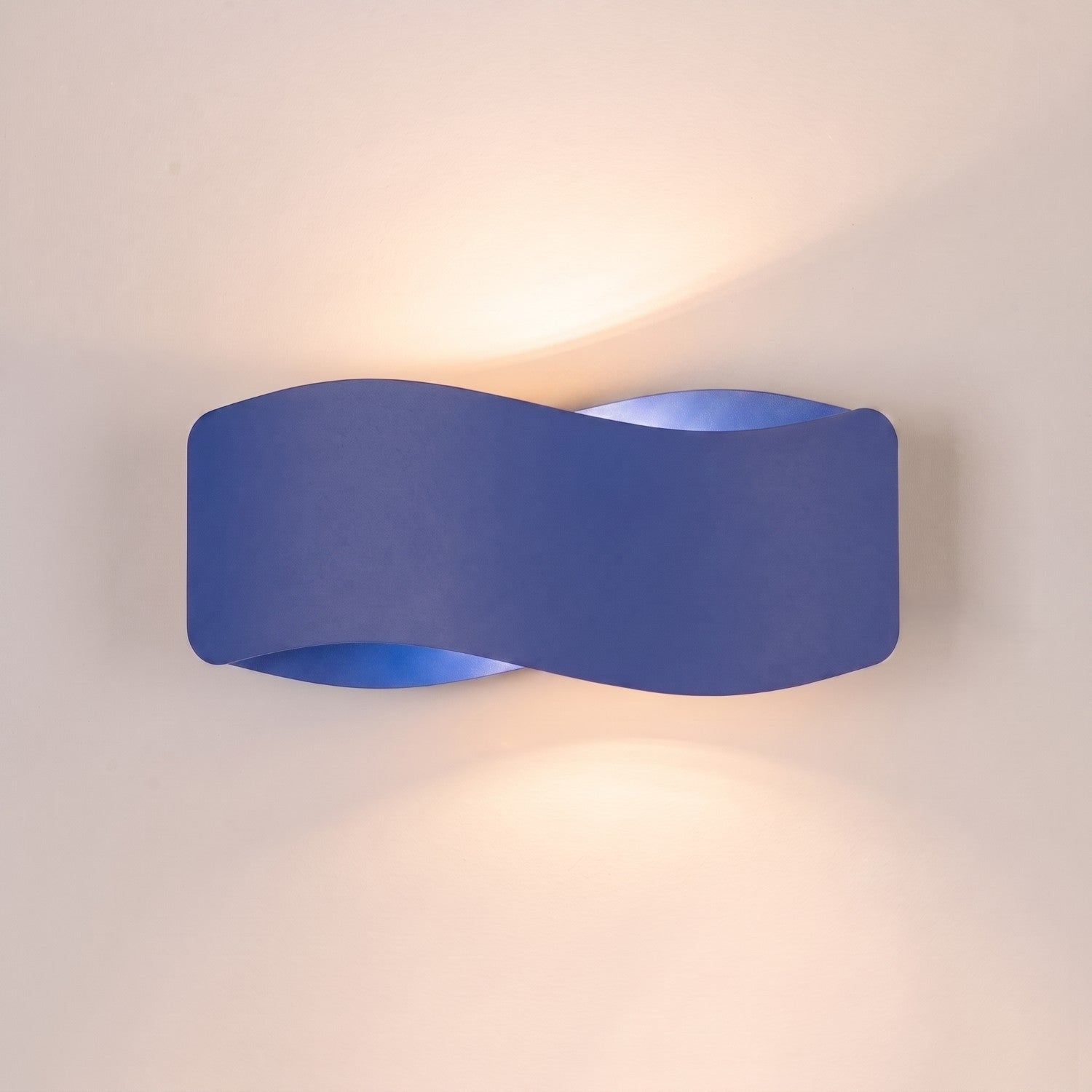 Applique Murale Flux Lumineux 30 Vague Acier Bleu Outremer