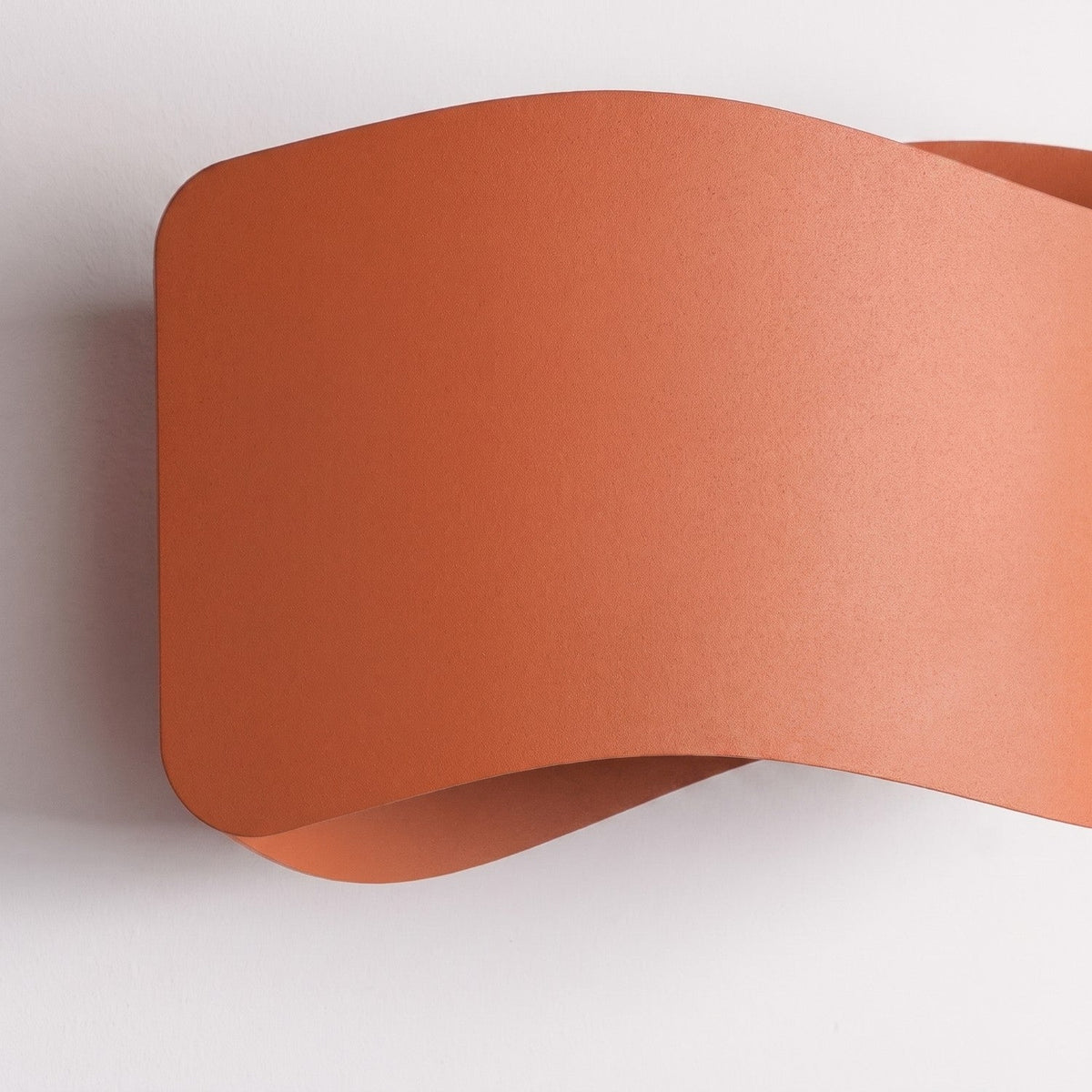 Applique Murale Flux Lumineux 30 Vague Acier Ocre Rouge