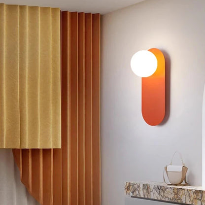 [EXP] Applique Murale Pilule en Fer Laqué et Globe Opalin